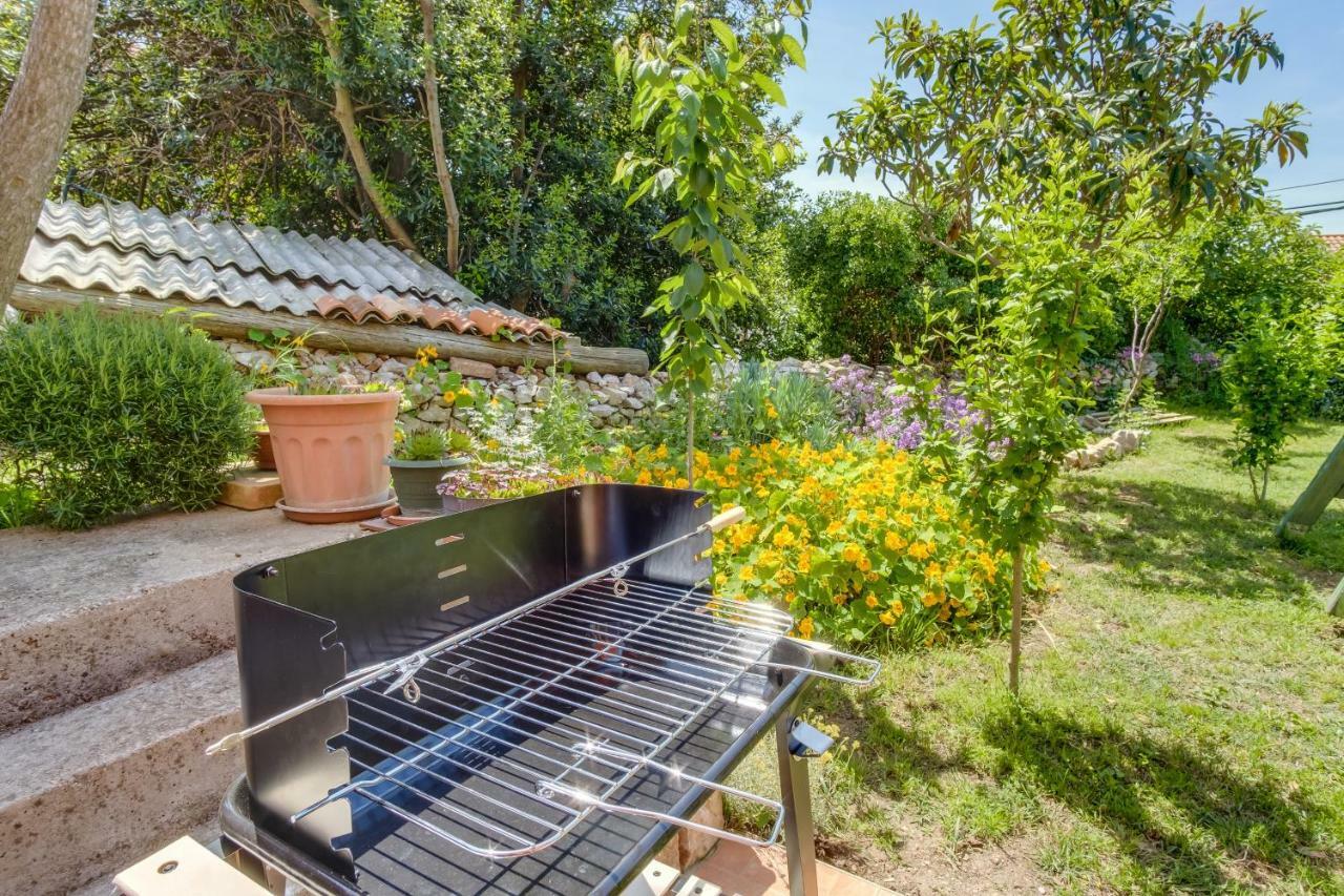 Apartament Dairos Mali Lošinj Zewnętrze zdjęcie